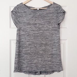 Bravyan Button Back Detail Knit Top